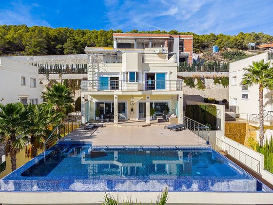 Foto 1 de Xalet en lloguer a urbanización Gran Sol de 4 habitacions amb terrassa i piscina