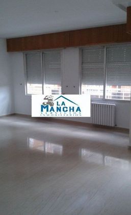 Foto 1 de Pis en venda a Villacerrada - Centro de 5 habitacions amb terrassa i garatge