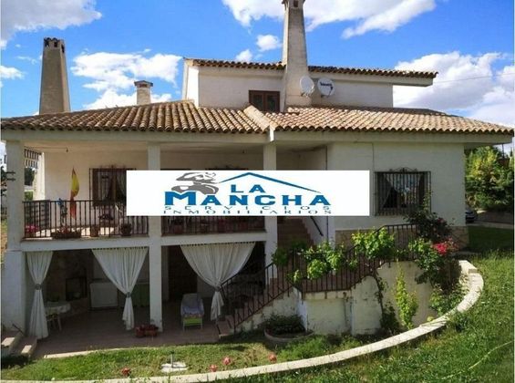 Foto 1 de Xalet en venda a Pedro Lamata - San Pedro Mortero de 5 habitacions amb terrassa i garatge