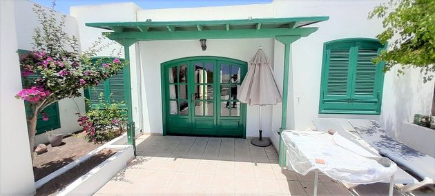Foto 2 de Casa en venda a Puerto del Carmen de 2 habitacions amb terrassa i piscina