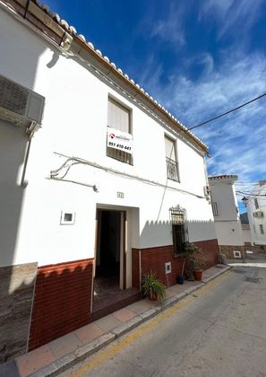 Foto 1 de Venta de chalet en Álora de 5 habitaciones con terraza y garaje