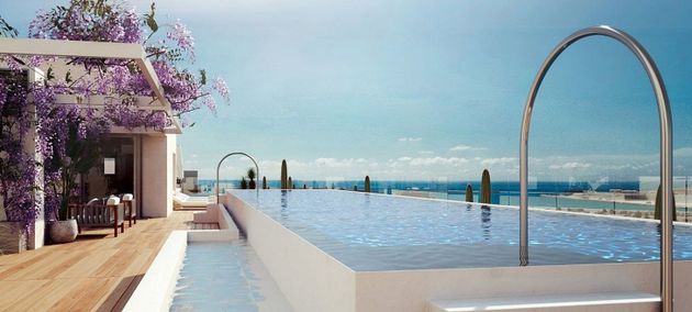 Foto 1 de Venta de piso en Benalúa de 3 habitaciones con terraza y piscina