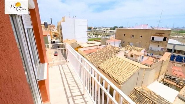 Foto 1 de Piso en alquiler en Centro - El Castillo de 3 habitaciones con terraza y muebles
