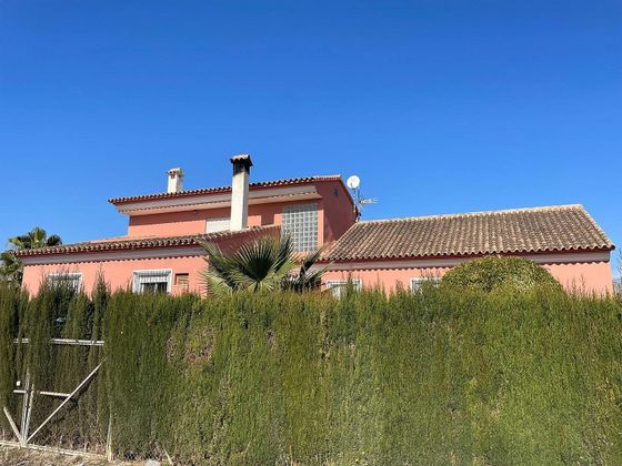 Foto 2 de Casa rural en venda a Villajoyosa ciudad de 4 habitacions amb terrassa i jardí