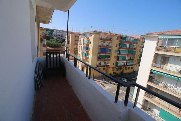 Foto 1 de Piso en venta en calle Castilla de 3 habitaciones con terraza y balcón