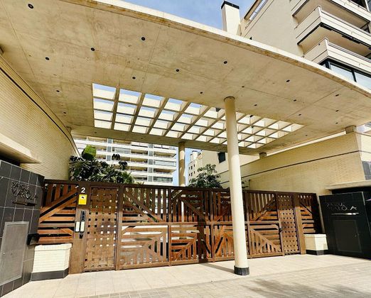 Foto 2 de Àtic en venda a calle Maestro José Garberí Serrano de 3 habitacions amb terrassa i piscina