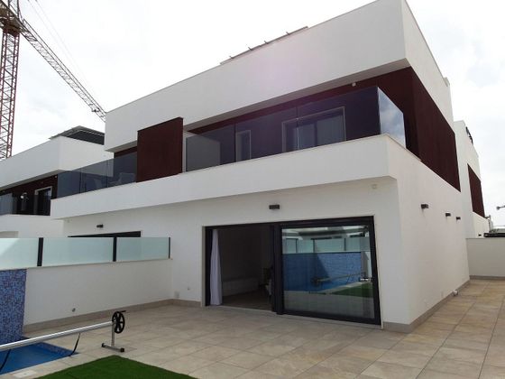 Foto 2 de Casa en venda a Santiago de la Ribera de 3 habitacions amb terrassa i piscina