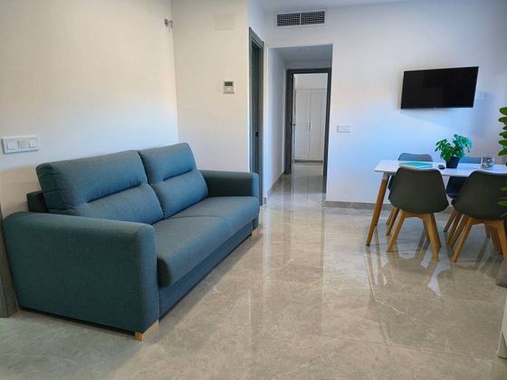 Foto 1 de Alquiler de piso en Añoreta baja de 2 habitaciones con muebles y aire acondicionado