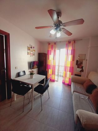 Foto 1 de Piso en alquiler en avenida De Los Boliches de 1 habitación con muebles y balcón