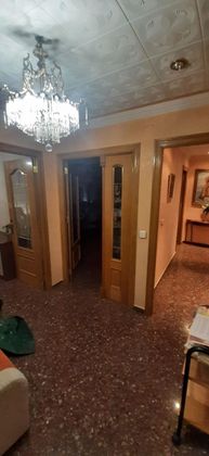 Foto 2 de Pis en venda a Centro - Casco antiguo de 4 habitacions amb aire acondicionat i ascensor