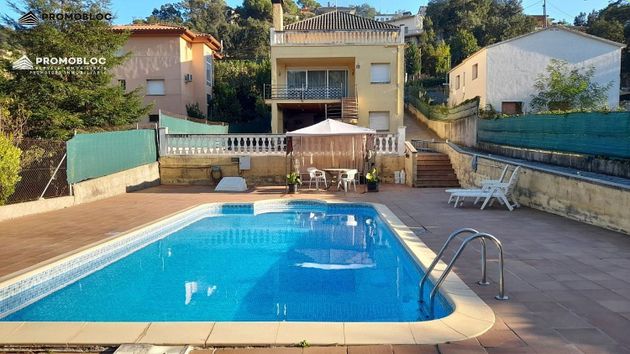 Foto 1 de Xalet en venda a Vallgorguina de 1 habitació amb terrassa i piscina
