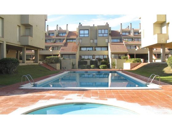 Foto 2 de Ático en venta en Pals de 2 habitaciones con terraza y piscina