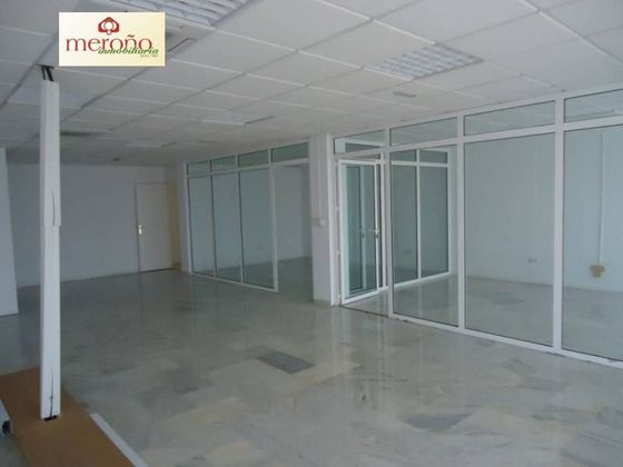 Foto 1 de Alquiler de oficina en Ciudad de Asís de 1370 m²
