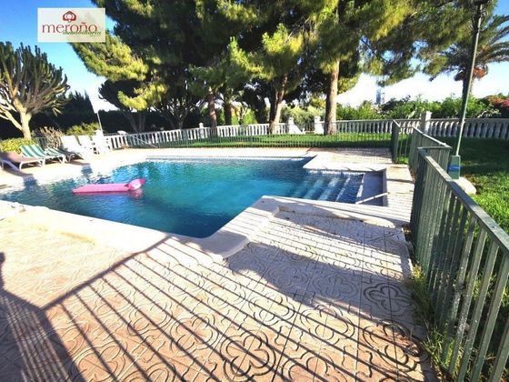 Foto 2 de Venta de chalet en La Algoda - Matola - El Pla de 4 habitaciones con piscina y jardín