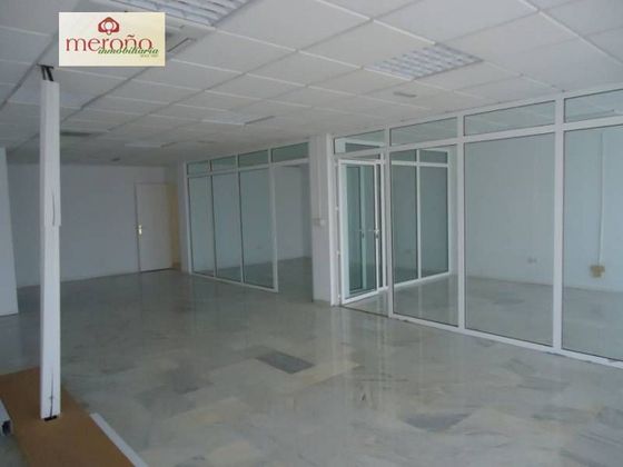 Foto 1 de Alquiler de oficina en Ciudad de Asís con aire acondicionado