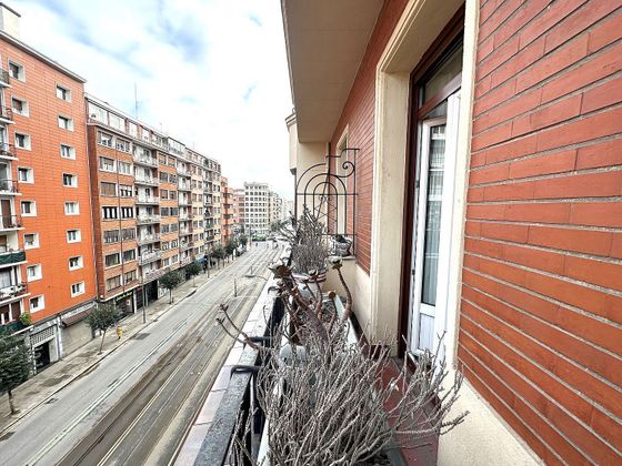 Foto 1 de Piso en venta en Basurtu de 3 habitaciones con balcón y calefacción