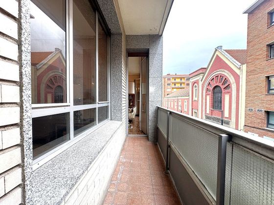 Foto 1 de Pis en venda a Centro - Vitoria-Gasteiz de 4 habitacions amb terrassa i garatge