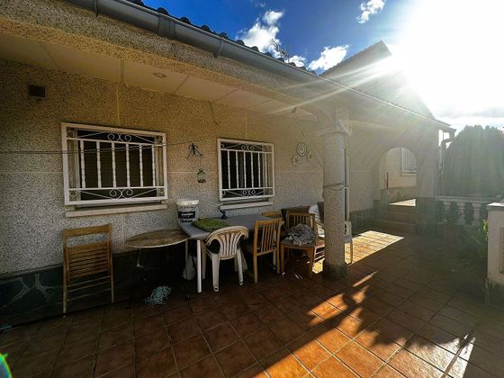 Foto 1 de Venta de casa en Piera de 4 habitaciones con terraza y piscina