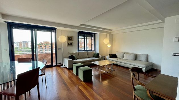 Foto 2 de Àtic en venda a Sarrià de 4 habitacions amb terrassa i piscina