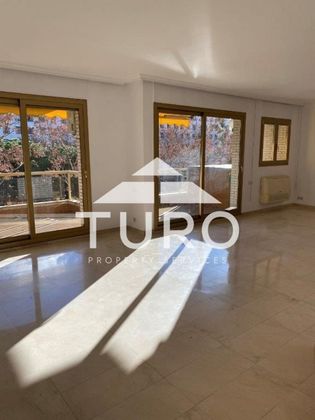 Foto 1 de Piso en alquiler en La Dreta de l'Eixample de 4 habitaciones con terraza y aire acondicionado