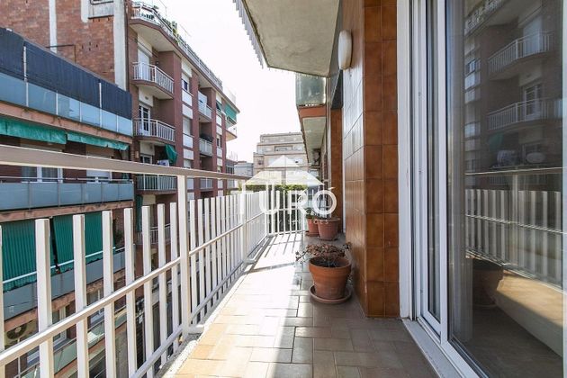 Foto 2 de Venta de piso en El Gall de 4 habitaciones con balcón