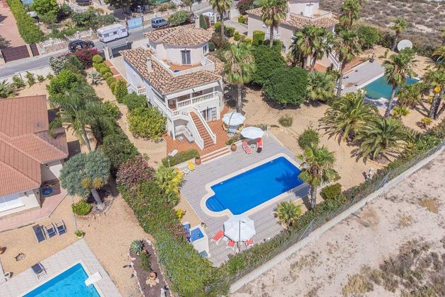 Foto 2 de Chalet en venta en Valle del Sol - Rio Park de 5 habitaciones con terraza y piscina