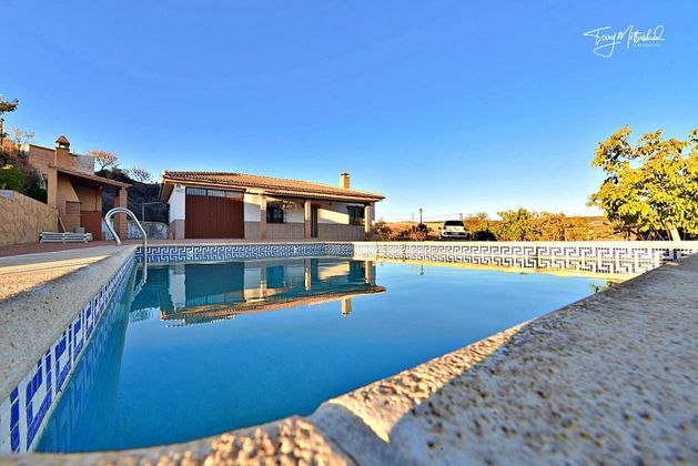 Foto 2 de Venta de chalet en Alhama de Granada de 2 habitaciones con terraza y piscina