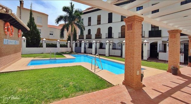Foto 1 de Dúplex en venta en Vélez de Benaudalla de 2 habitaciones con piscina y garaje