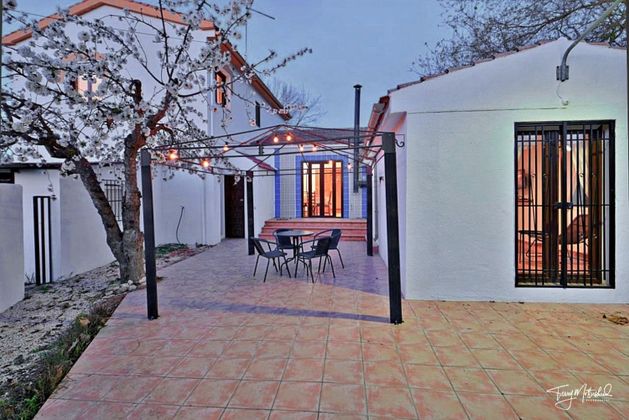 Foto 2 de Xalet en venda a Montefrío de 4 habitacions amb terrassa i piscina