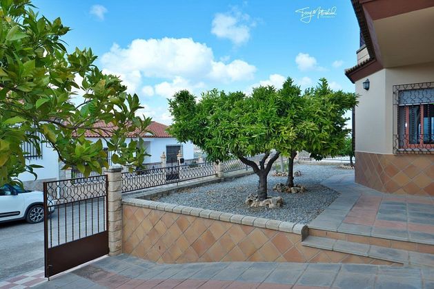 Foto 2 de Xalet en venda a Moraleda de Zafayona de 4 habitacions amb terrassa i garatge