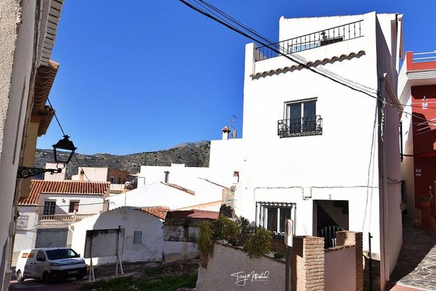Foto 2 de Casa en venta en Vélez de Benaudalla de 2 habitaciones con terraza y aire acondicionado