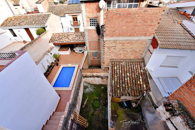 Foto 2 de Casa en venda a calle La Cruz de 3 habitacions amb terrassa i garatge