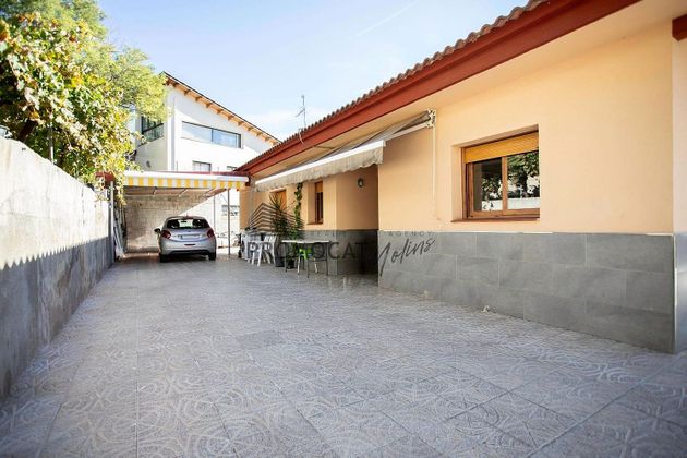 Foto 1 de Casa en venda a Cervelló de 8 habitacions amb terrassa i piscina