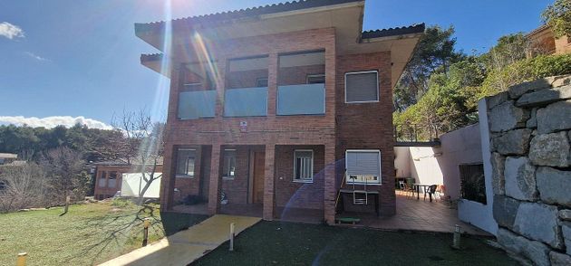 Foto 1 de Casa en venta en Cervelló de 4 habitaciones con terraza y piscina