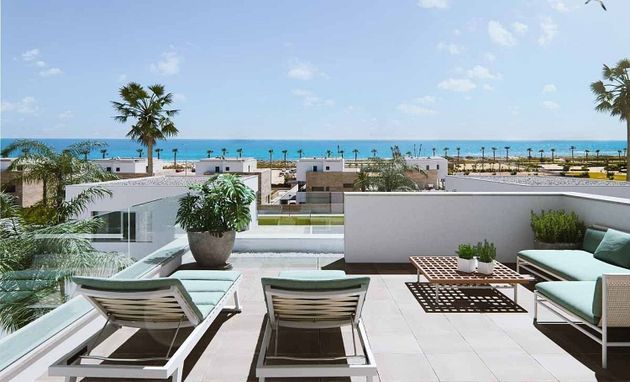 Foto 1 de Chalet en venta en El Mojón de 3 habitaciones con terraza y piscina