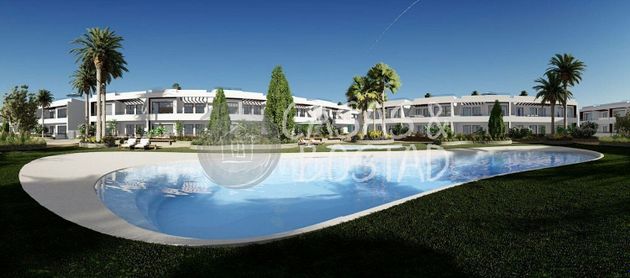Foto 2 de Chalet en venta en  El Acequión - Los Naúfragos de 3 habitaciones con terraza y piscina