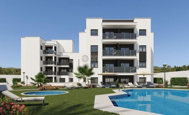 Foto 2 de Venta de piso en Villajoyosa ciudad de 3 habitaciones con terraza y piscina