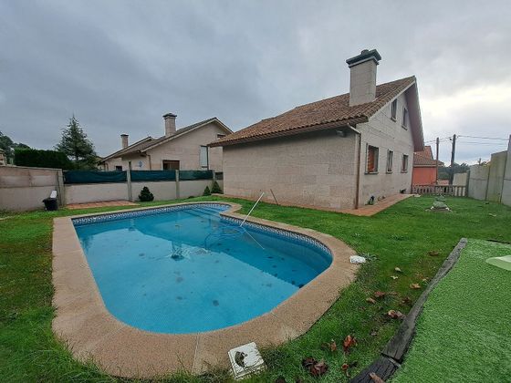 Foto 2 de Xalet en venda a Porriño (O) de 5 habitacions amb terrassa i piscina