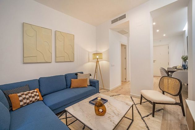 Foto 1 de Piso en alquiler en calle Del Cardenal Cisneros de 1 habitación con muebles y aire acondicionado