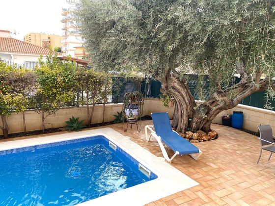 Foto 2 de Pis en venda a calle Las Lomas de 4 habitacions amb terrassa i piscina