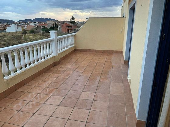 Foto 2 de Pis en venda a Puerto Lumbreras de 3 habitacions amb terrassa i garatge