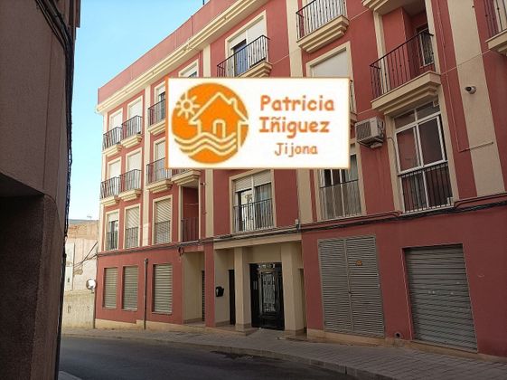 Foto 1 de Pis en venda a calle De la Torre de Les Macanes de 3 habitacions amb calefacció i ascensor