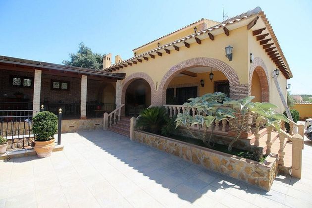 Foto 1 de Casa rural en venda a Bigastro de 4 habitacions amb terrassa i piscina