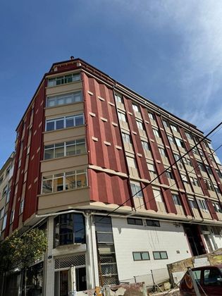 Foto 1 de Venta de piso en Praza Independencia de 4 habitaciones con garaje y balcón