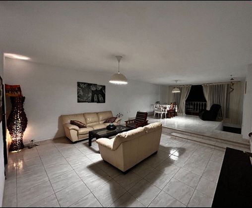 Foto 2 de Casa en venda a calle La Tejita de 4 habitacions amb terrassa i garatge