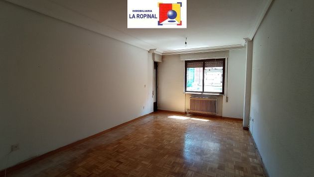 Foto 1 de Pis en venda a Canalejas - Gran Vía de 4 habitacions amb terrassa i garatge
