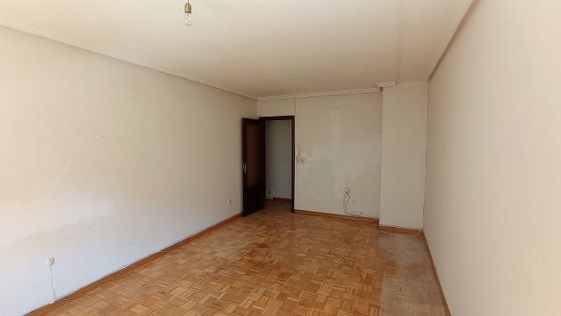 Foto 2 de Venta de piso en Canalejas - Gran Vía de 4 habitaciones con terraza y garaje