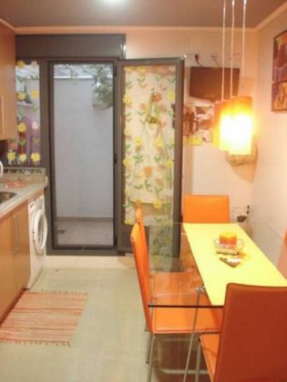 Foto 2 de Piso en venta en Betxí de 2 habitaciones con garaje y balcón