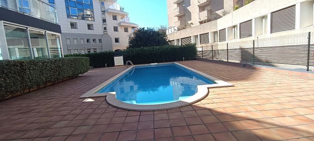 Foto 1 de Pis en venda a Marina Botafoc - Platja de Talamanca de 2 habitacions amb terrassa i piscina