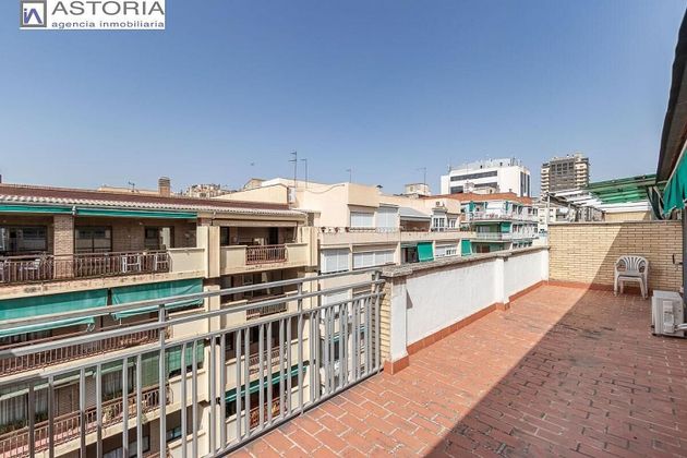 Foto 2 de Piso en venta en Pajaritos - Plaza de Toros de 4 habitaciones con terraza y balcón